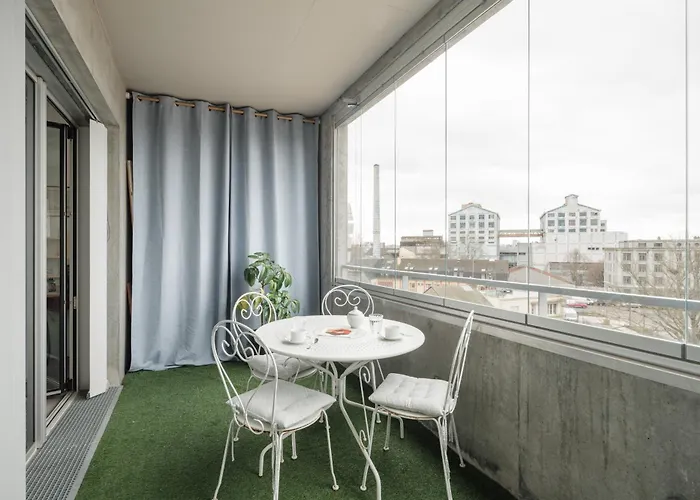 Appartamento Bel 80m2 - 2 Parkings - Ile De *